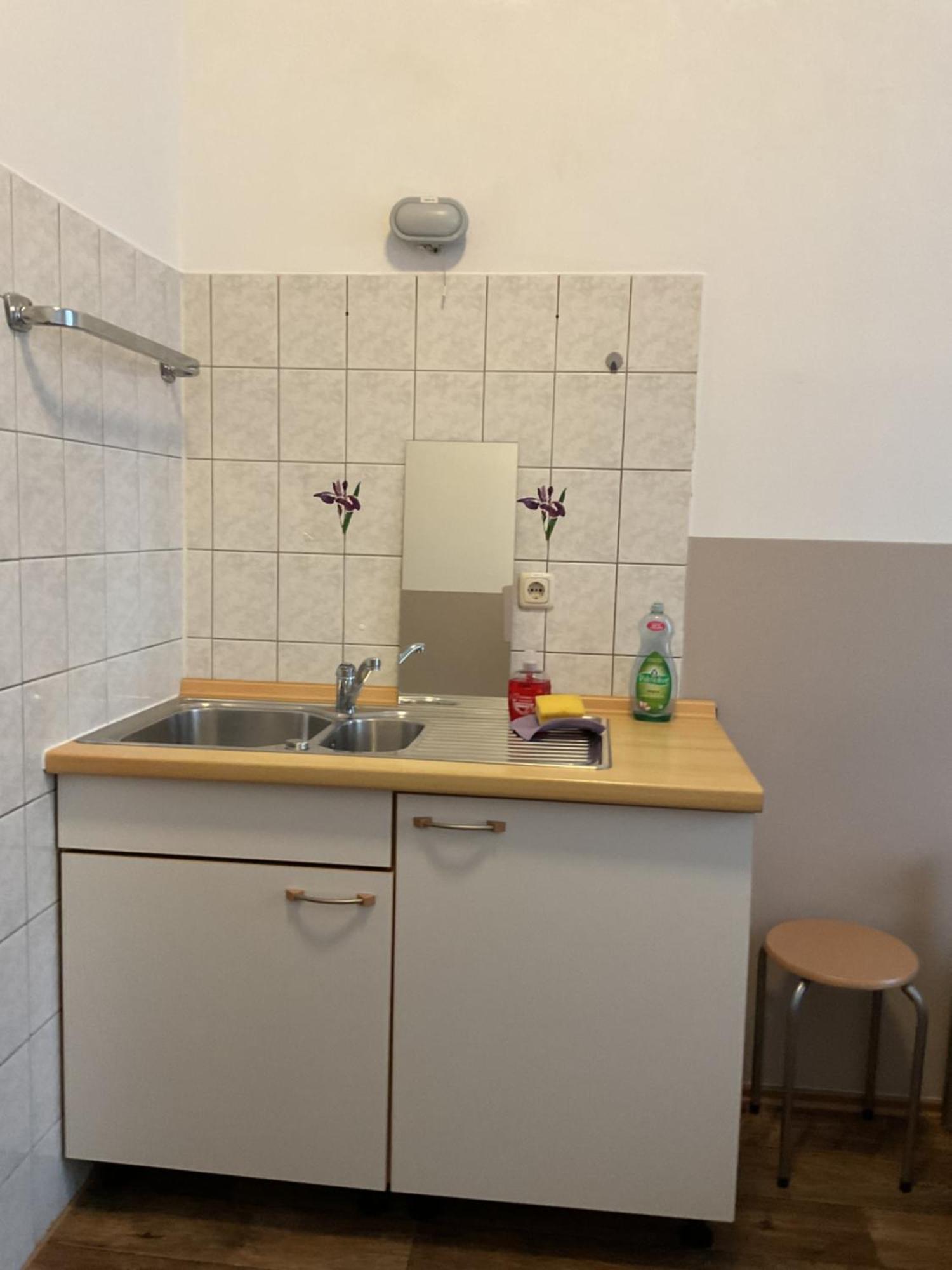 Pension&Hostel Anna - Monteurzimmer München Eksteriør billede