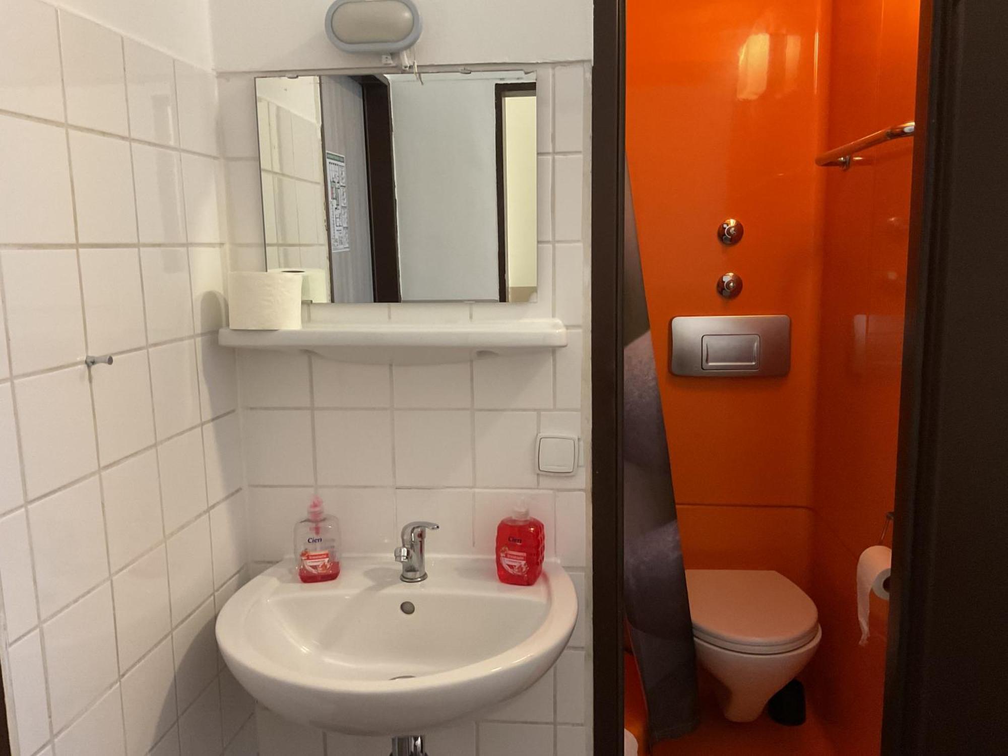 Pension&Hostel Anna - Monteurzimmer München Eksteriør billede