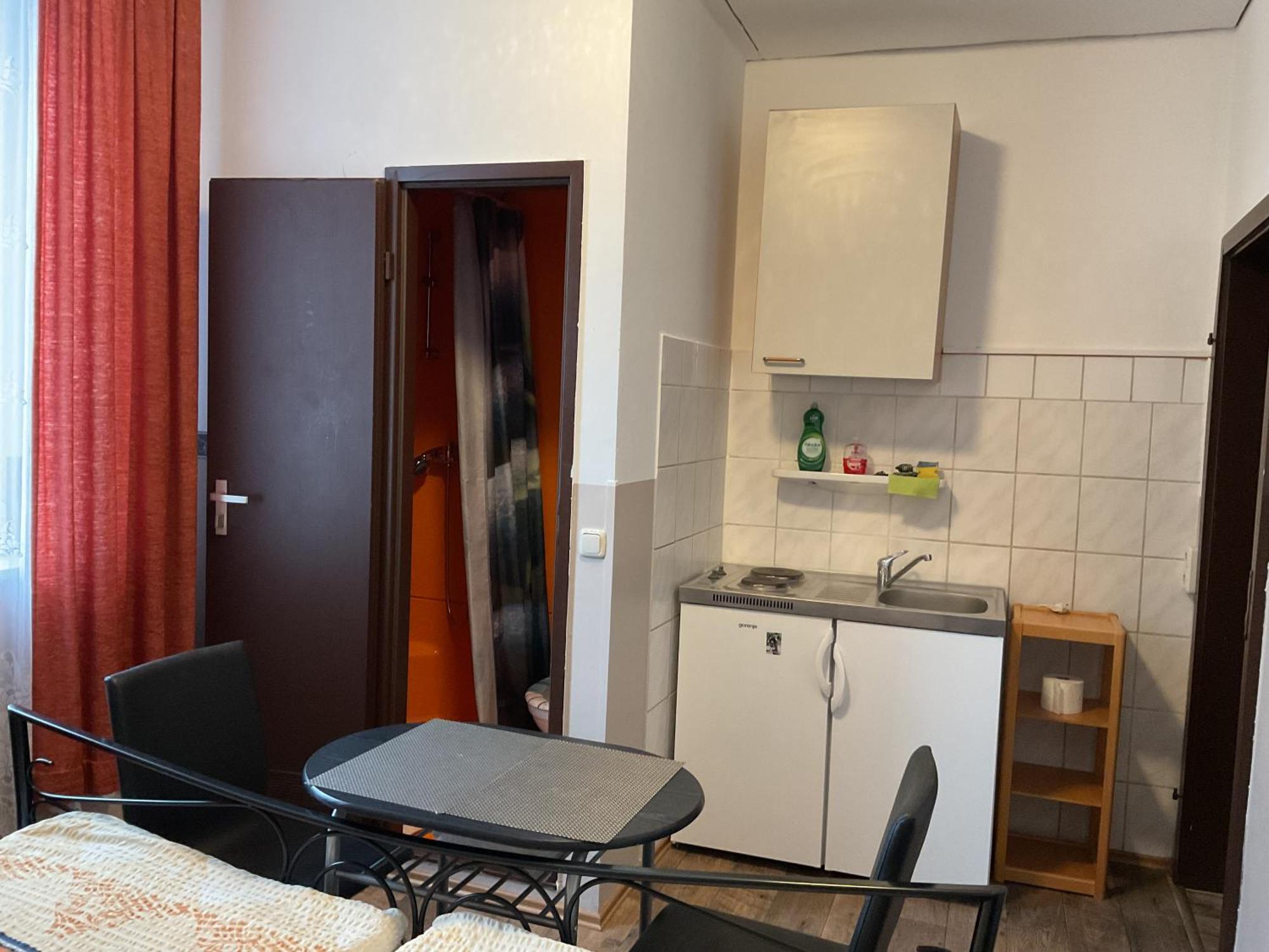 Pension&Hostel Anna - Monteurzimmer München Eksteriør billede